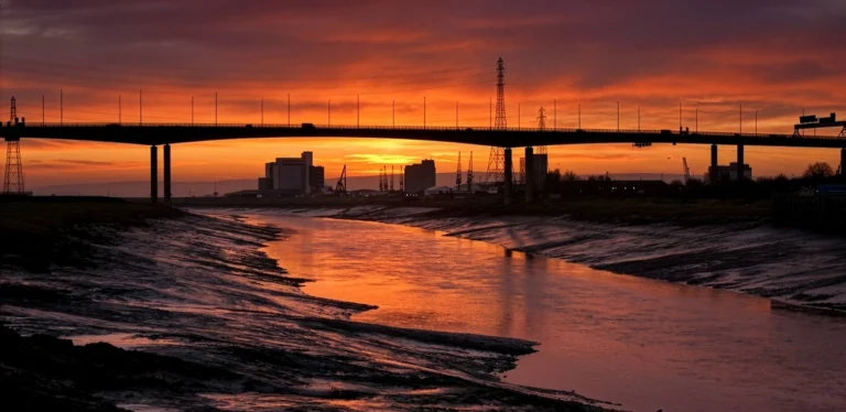 Projects M5 Avonmouth crossing at sunset