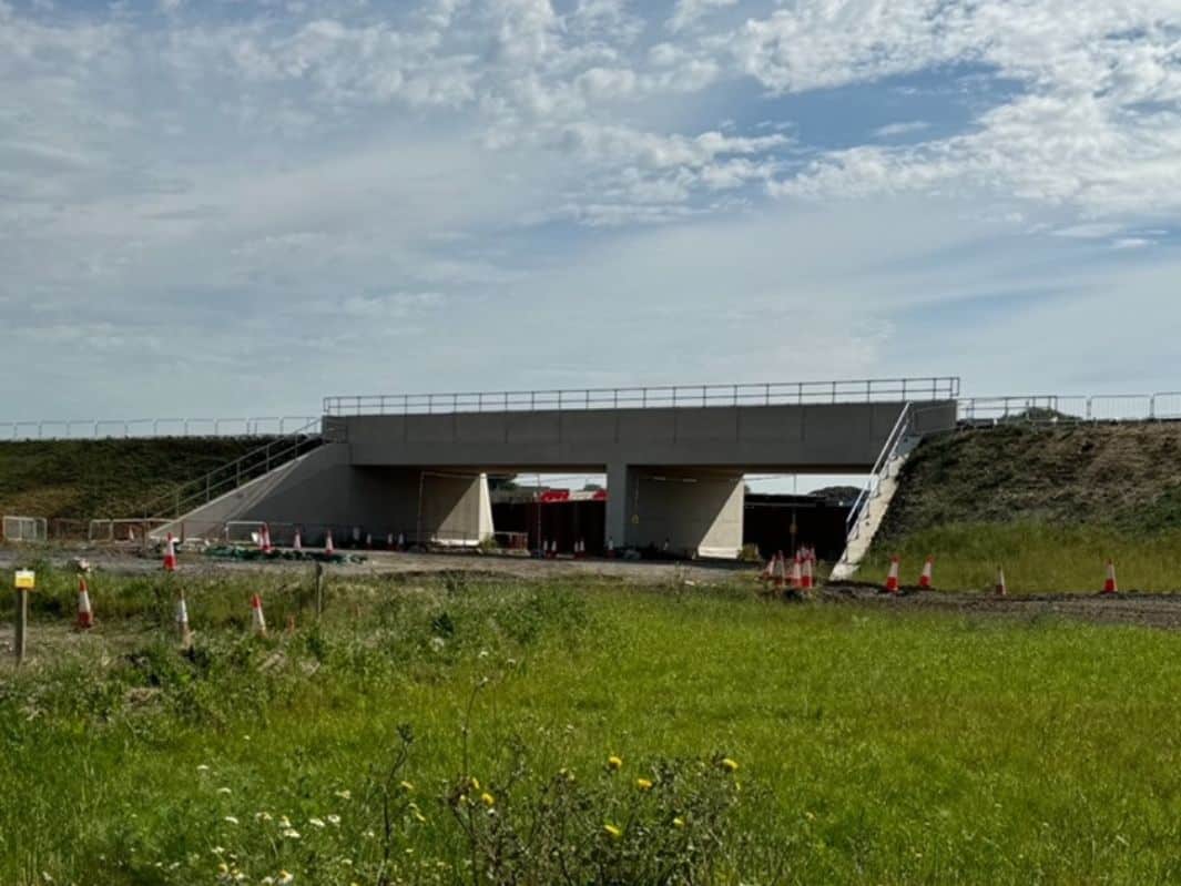 Concrete Reconstruction for HS2 Railway Bridge - Railway Infrastruture maintenance from new