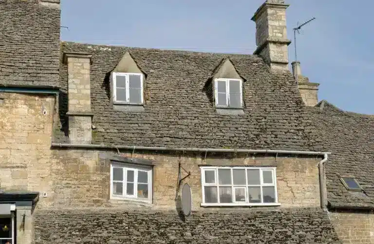 What to look for - Subsidence v Cracks? What to look for - Subsidence v Cracks?