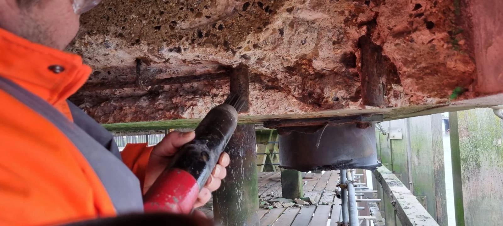 Remedial works at Robins Wharf